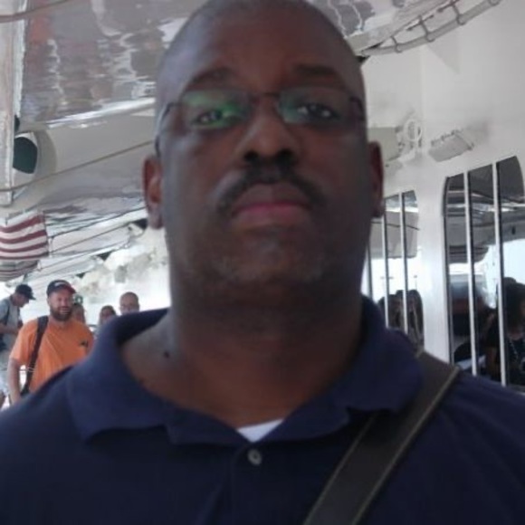 Meet your Posher, Edwin - Picture 1 of 1